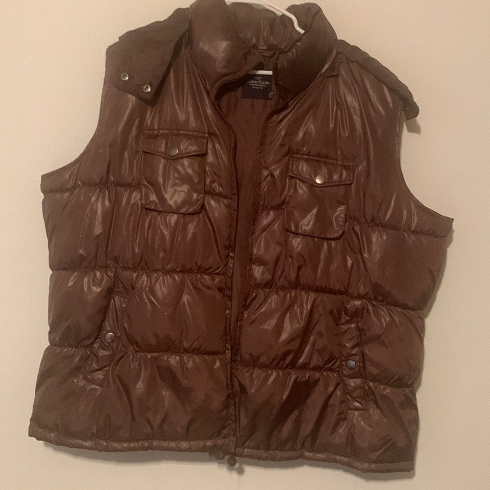 Faded Glory Men’s Puffer Hooded Vest